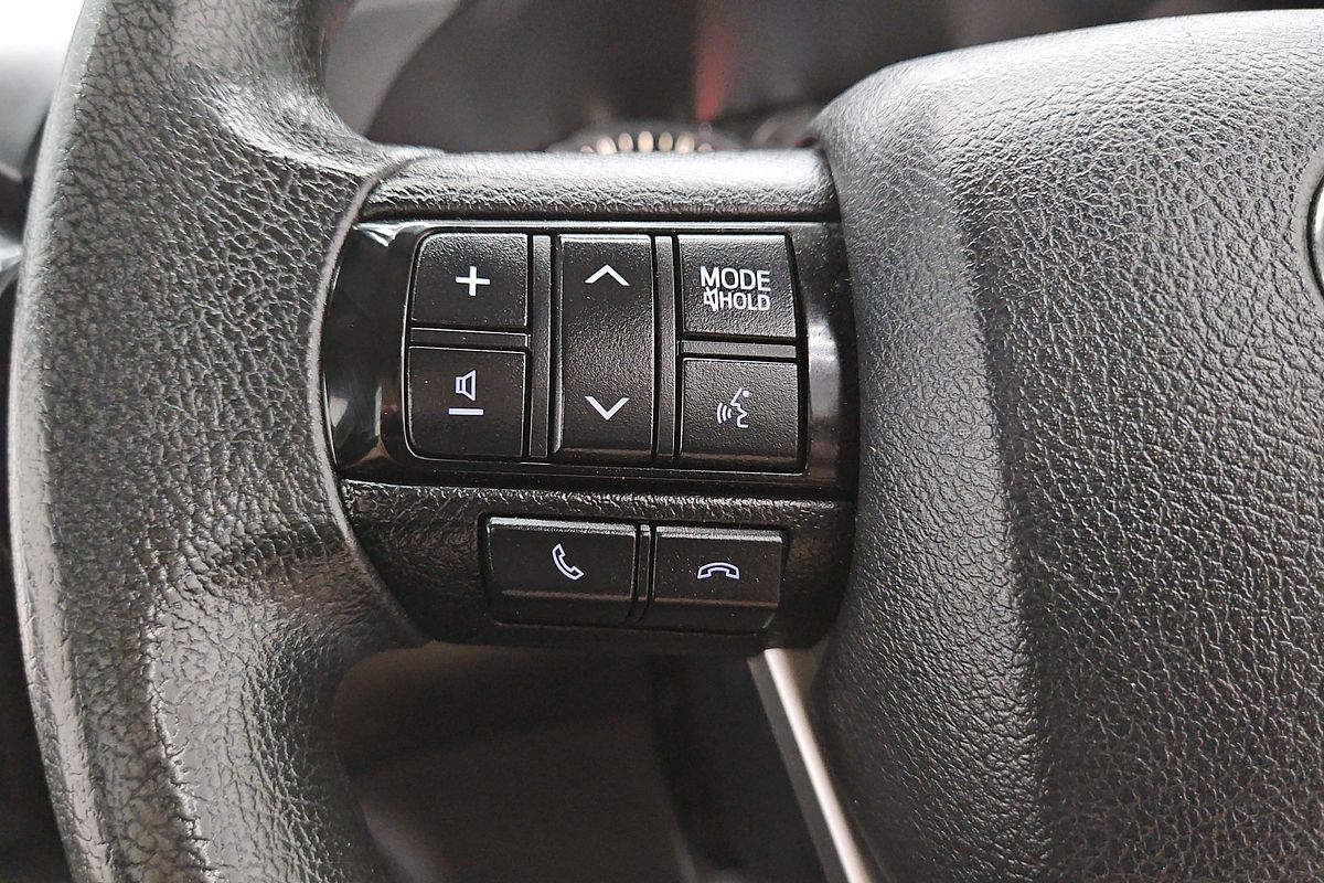 2020 Toyota Hilux SR GUN126R 4X4