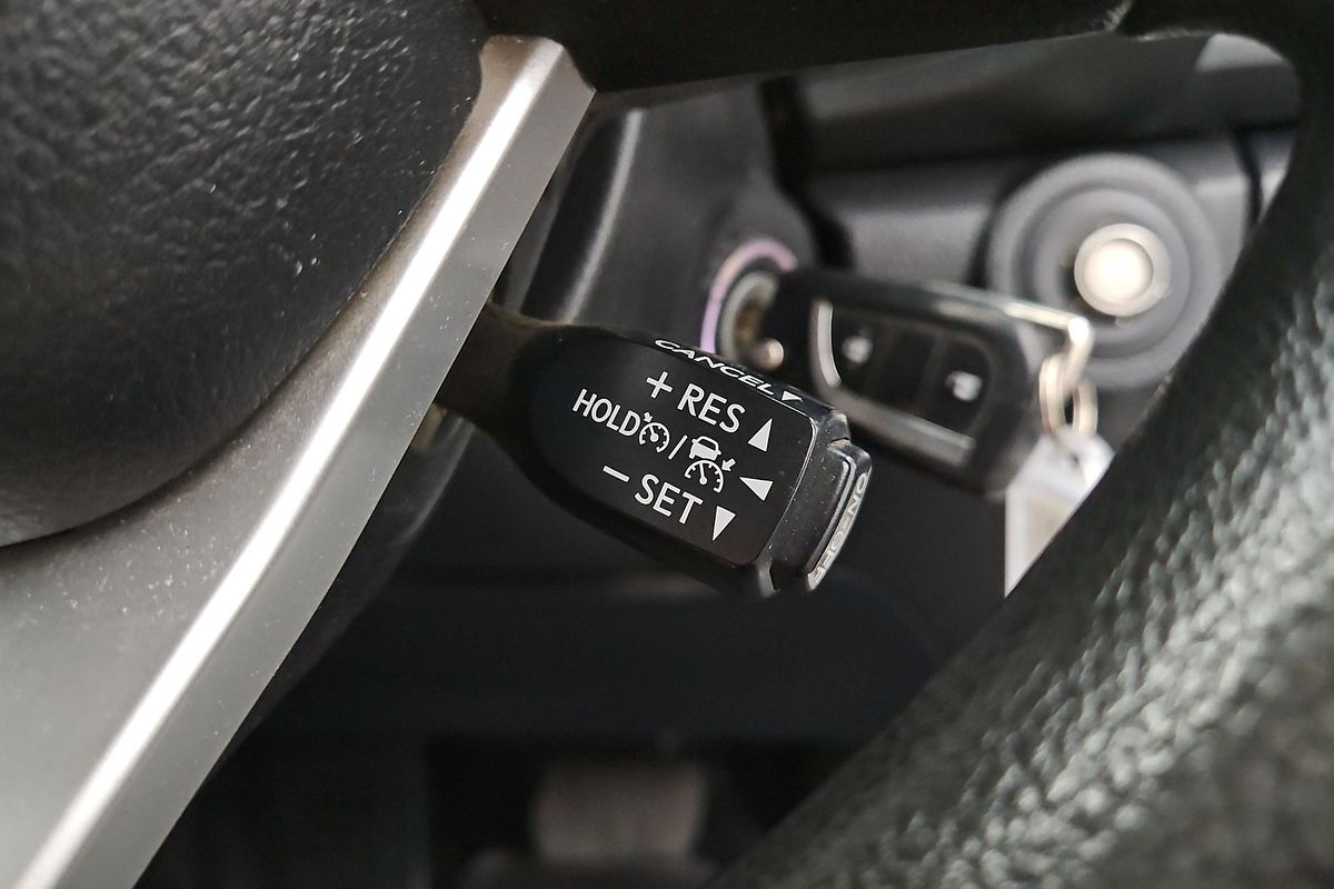 2020 Toyota Hilux SR GUN126R 4X4