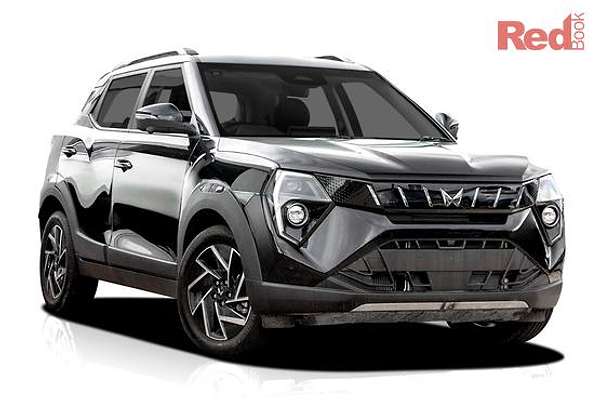 2026 Mahindra XUV3XO AX5L