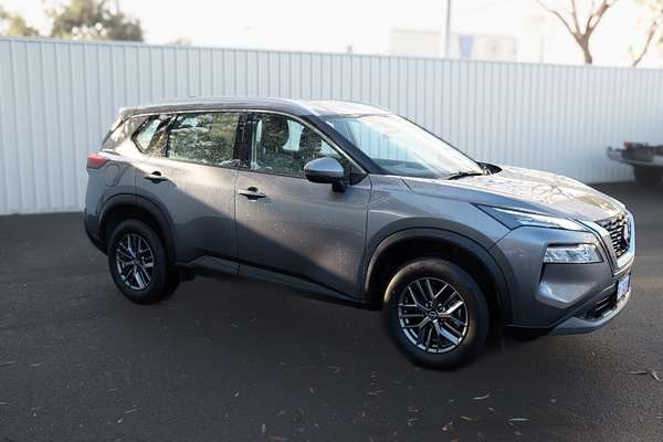 2024 Nissan X-TRAIL ST T33