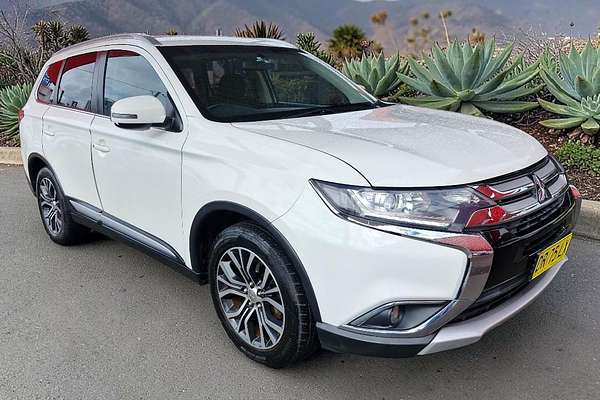 2016 Mitsubishi Outlander LS Safety Pack ZK