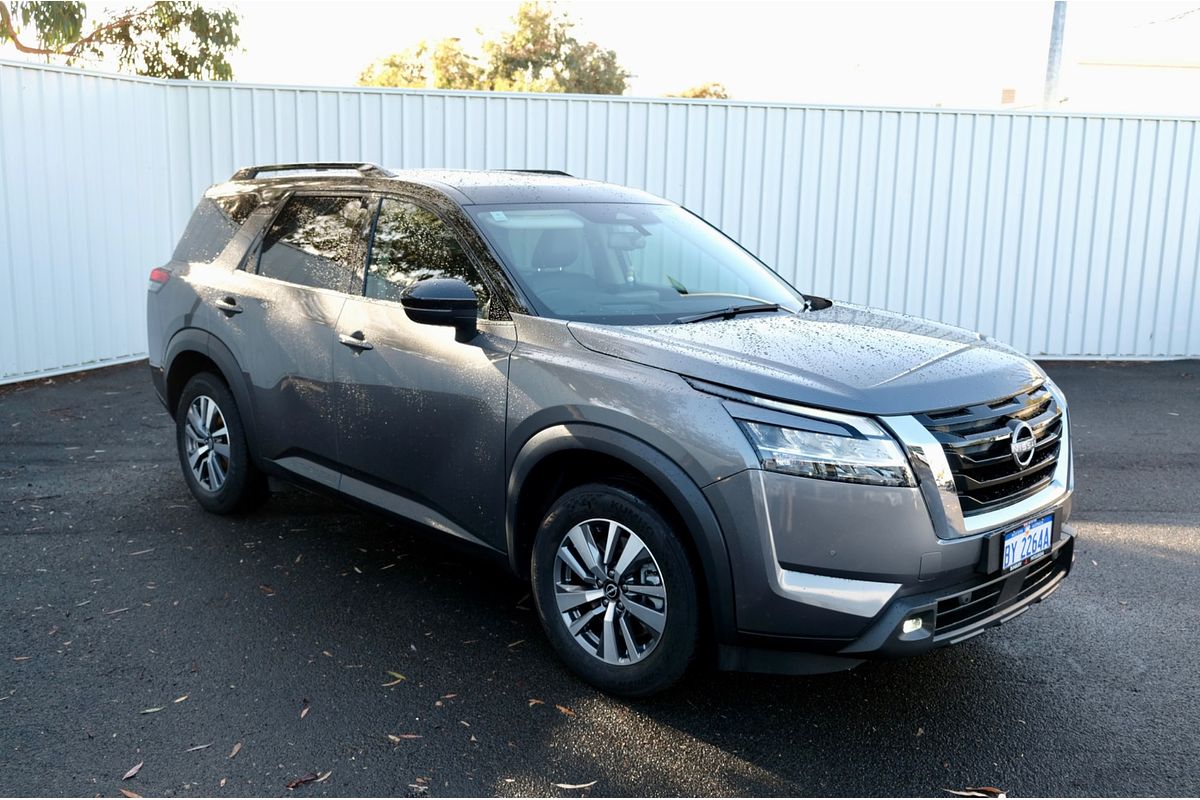 2023 Nissan Pathfinder Ti R53