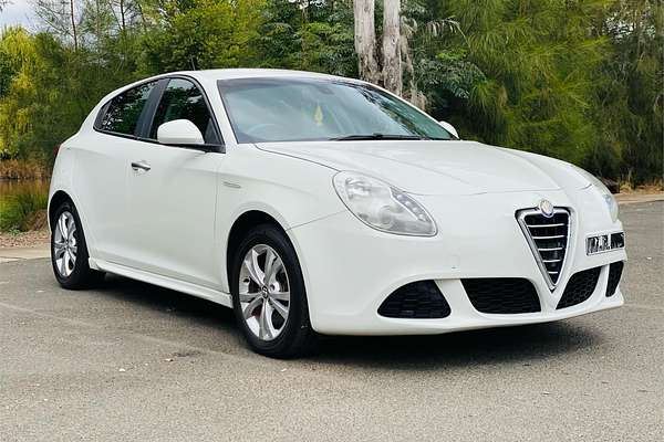 2013 Alfa Romeo Giulietta PROGRESSION 1.4