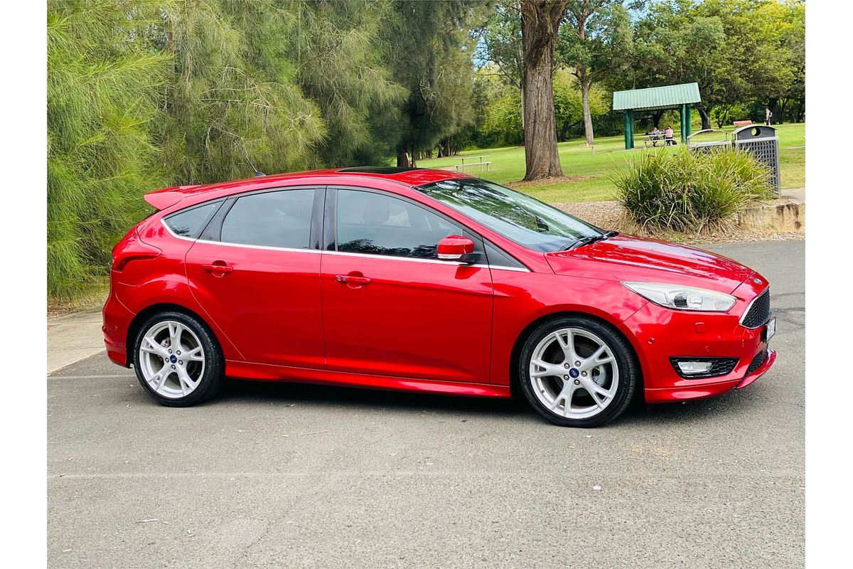 2017 Ford Focus Titanium LZ