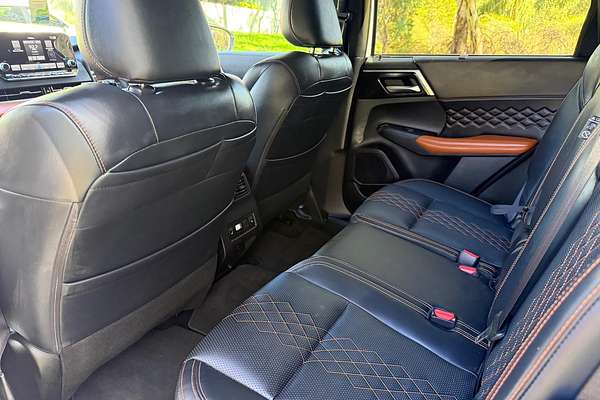 2024 Mitsubishi Outlander Exceed Tourer ZM thumb-18