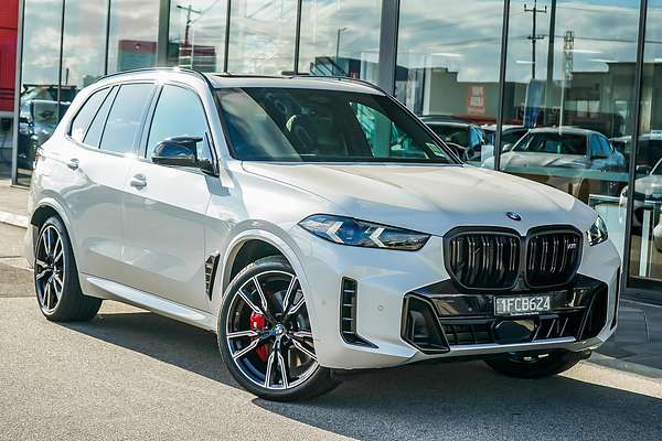 2025 BMW X5 M60i G05 LCI