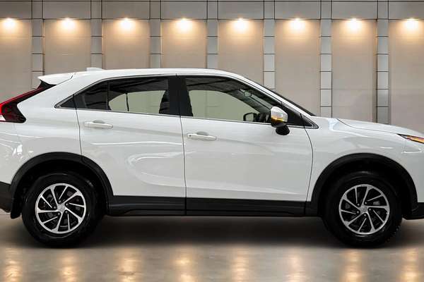 2024 Mitsubishi Eclipse Cross ES YB