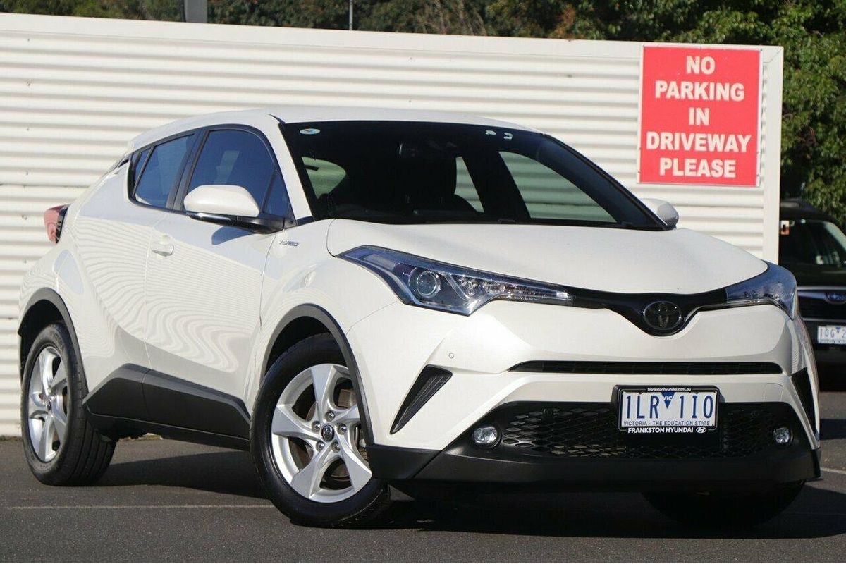 2017 Toyota C-HR NGX10R