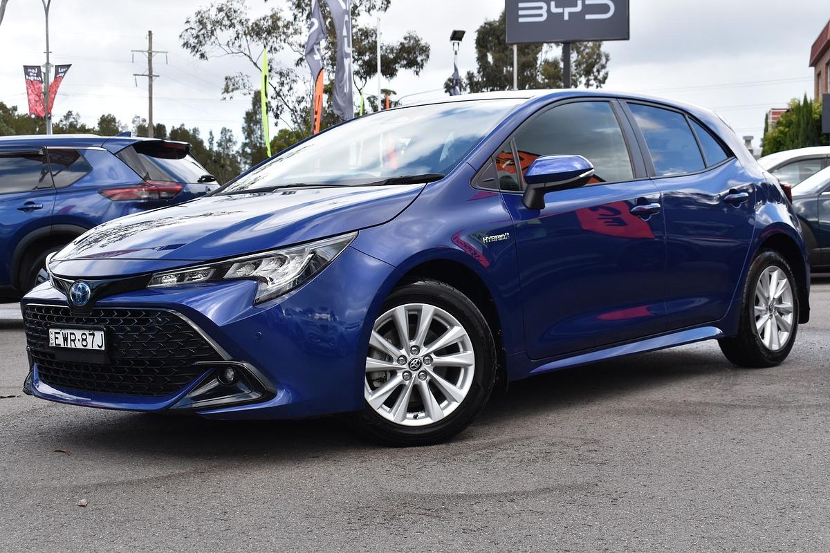 2022 Toyota Corolla SX Hybrid ZWE219R