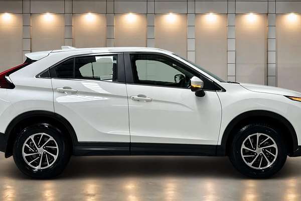 2024 Mitsubishi Eclipse Cross ES YB