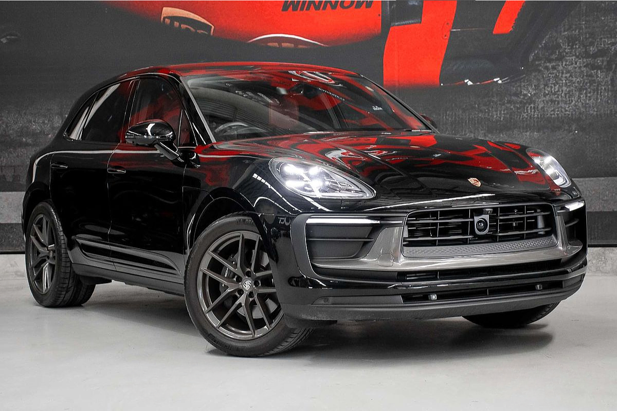 2023 Porsche Macan T 95B