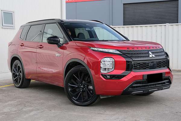 2025 Mitsubishi Outlander PHEV GSR ZM
