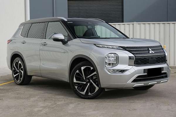2025 Mitsubishi Outlander PHEV Exceed Tourer ZM