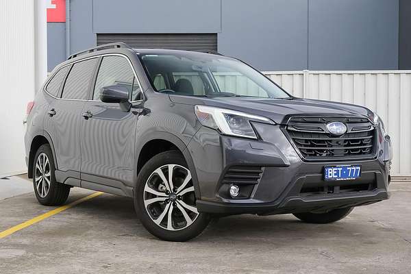 2024 Subaru Forester 2.5i Premium S5