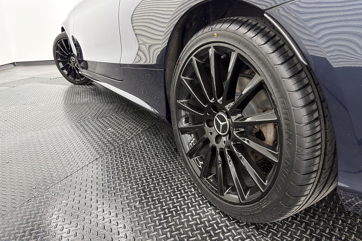 2017 Mercedes-Benz C-Class C200 C205