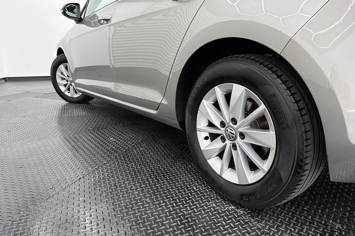 2016 Volkswagen Golf 92TSI Trendline 7