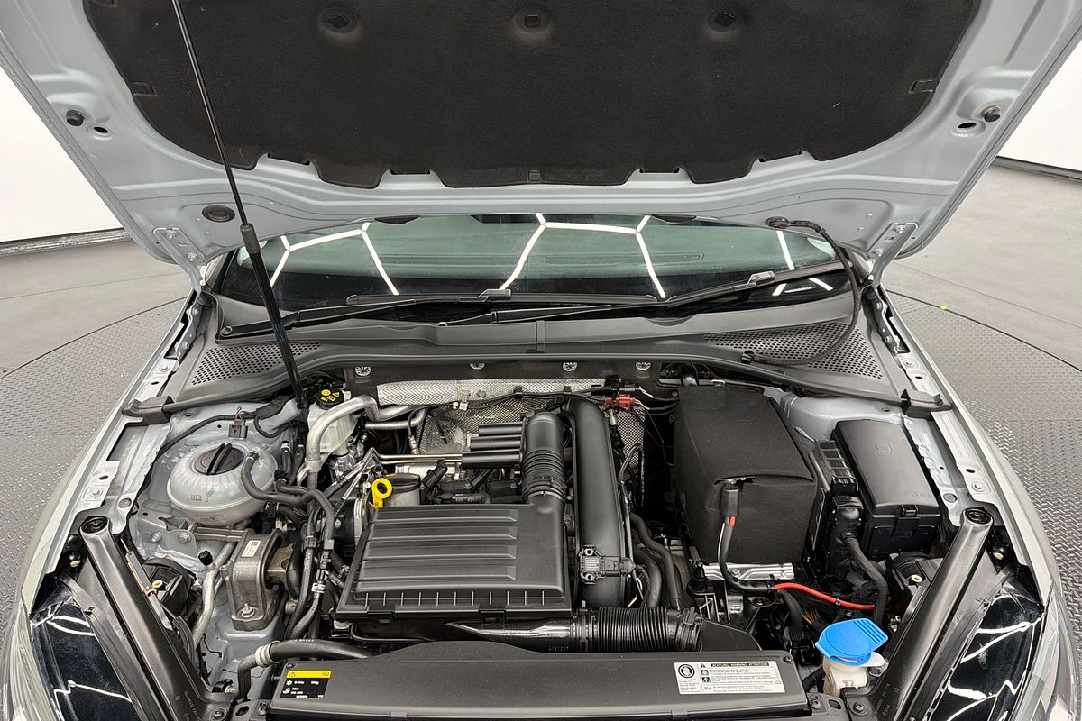 2016 Volkswagen Golf 92TSI Trendline 7