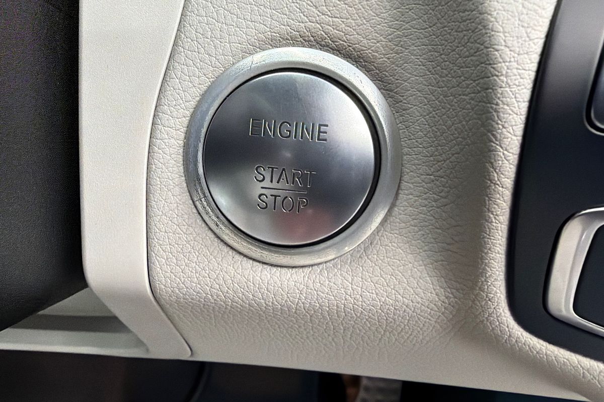 2017 Mercedes-Benz C-Class C200 C205