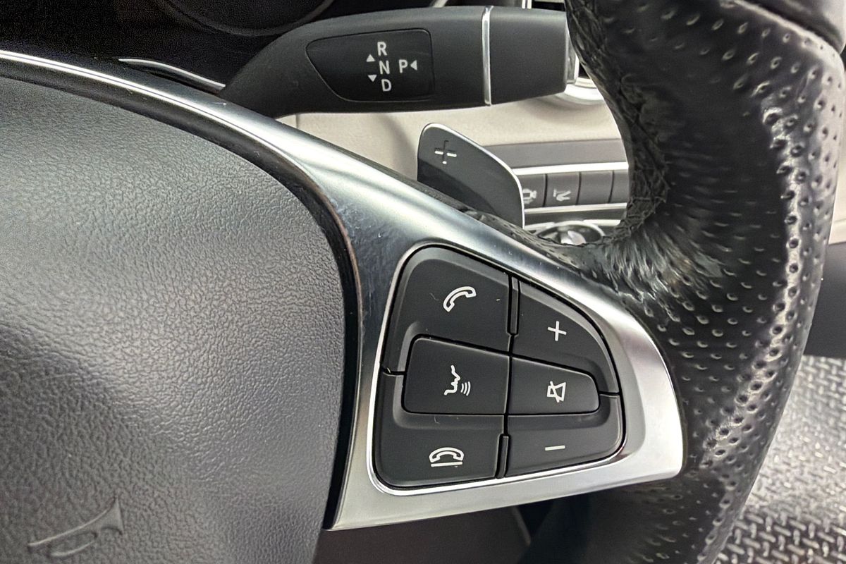 2017 Mercedes-Benz C-Class C200 C205