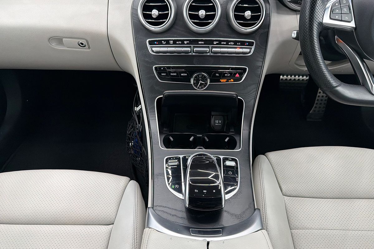 2017 Mercedes-Benz C-Class C200 C205