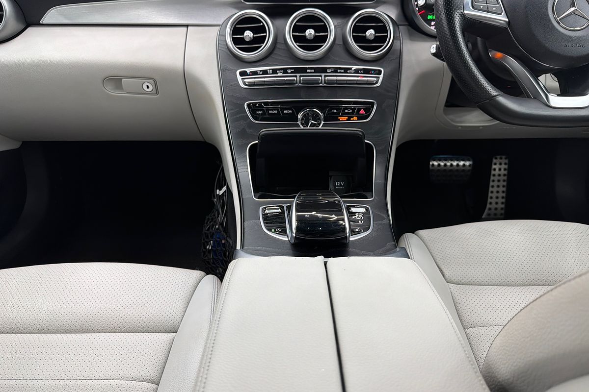 2017 Mercedes-Benz C-Class C200 C205