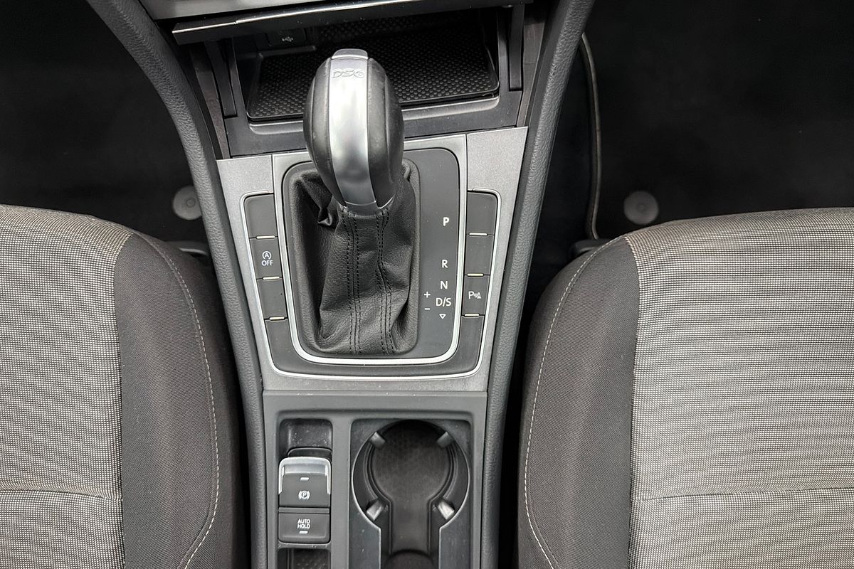 2016 Volkswagen Golf 92TSI Trendline 7