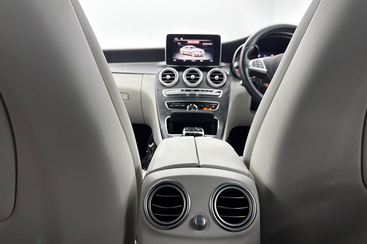 2017 Mercedes-Benz C-Class C200 C205