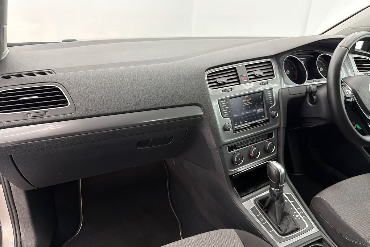 2016 Volkswagen Golf 92TSI Trendline 7