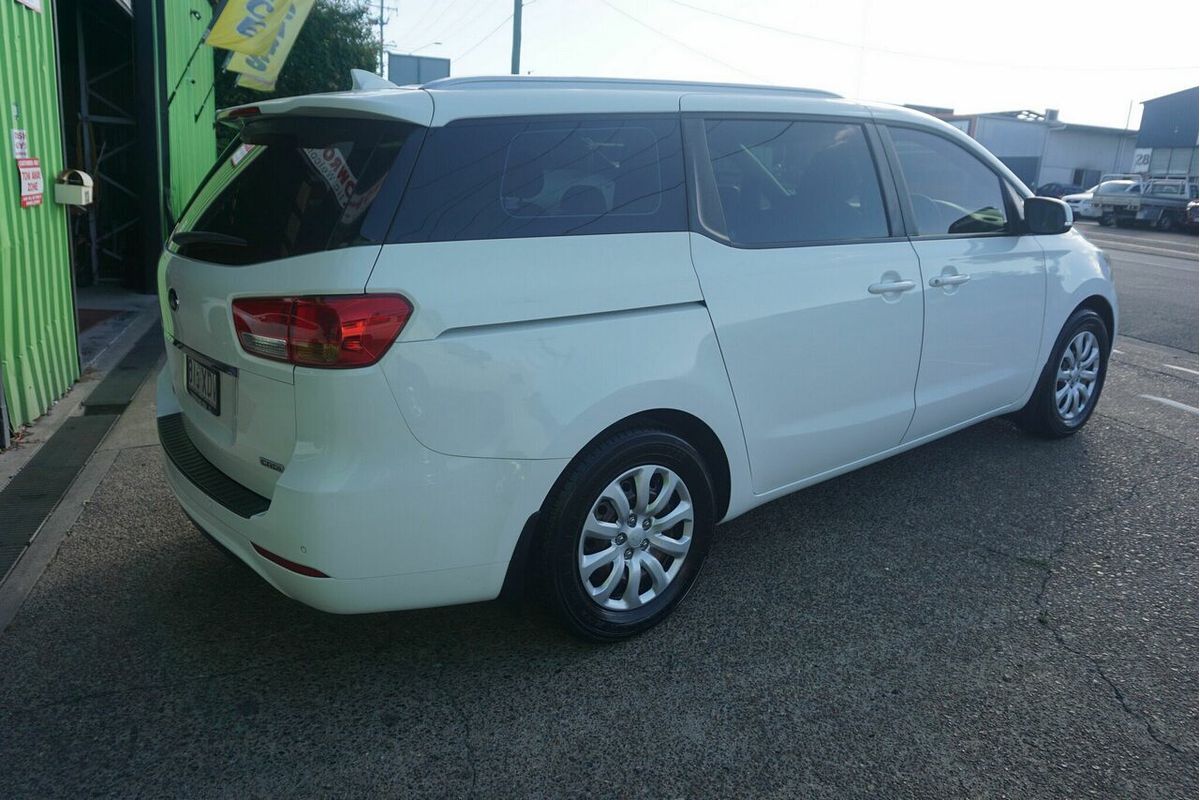 2017 Kia Carnival S YP