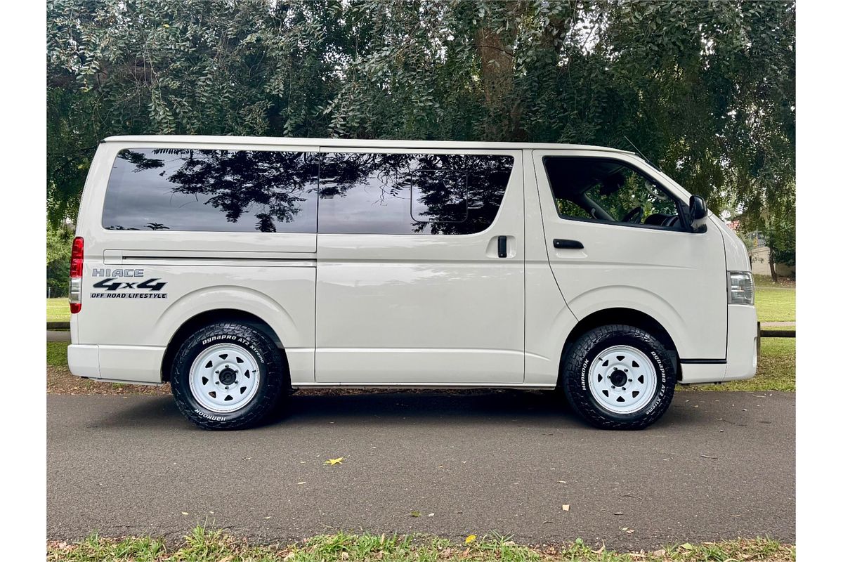 2020 Toyota Hiace DX GDH206