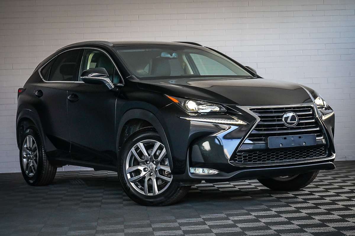 2017 Lexus NX NX200t Luxury AGZ10R