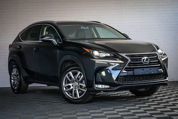 2017 Lexus NX NX200t Luxury AGZ10R