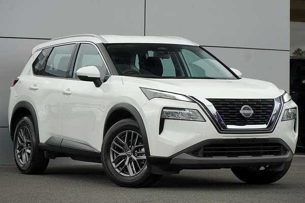 2024 Nissan X-TRAIL ST T33