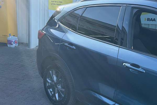 2022 Ford Escape ST-Line PHEV ZH thumb-4