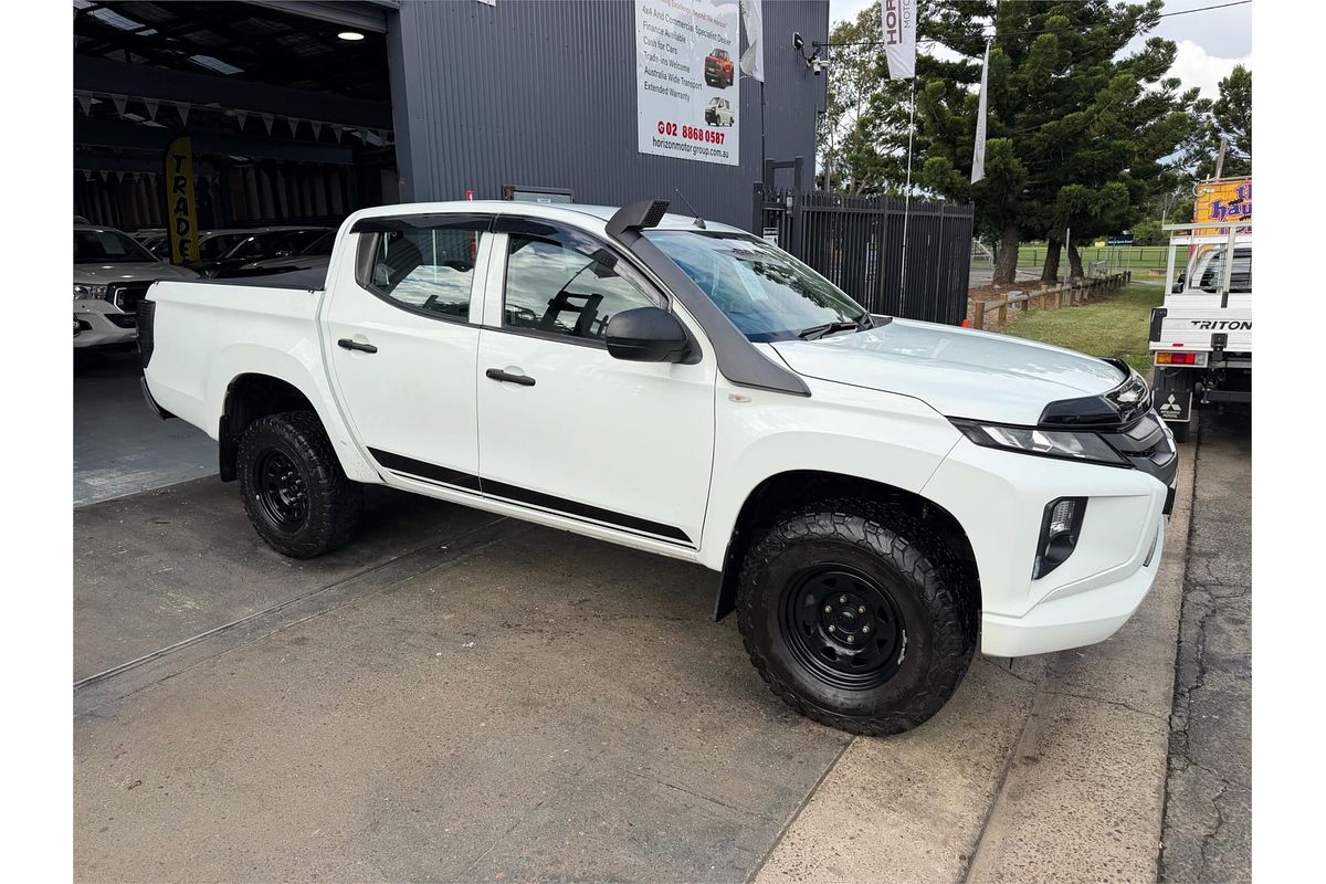 2019 Mitsubishi Triton GLX ADAS MR 4X4