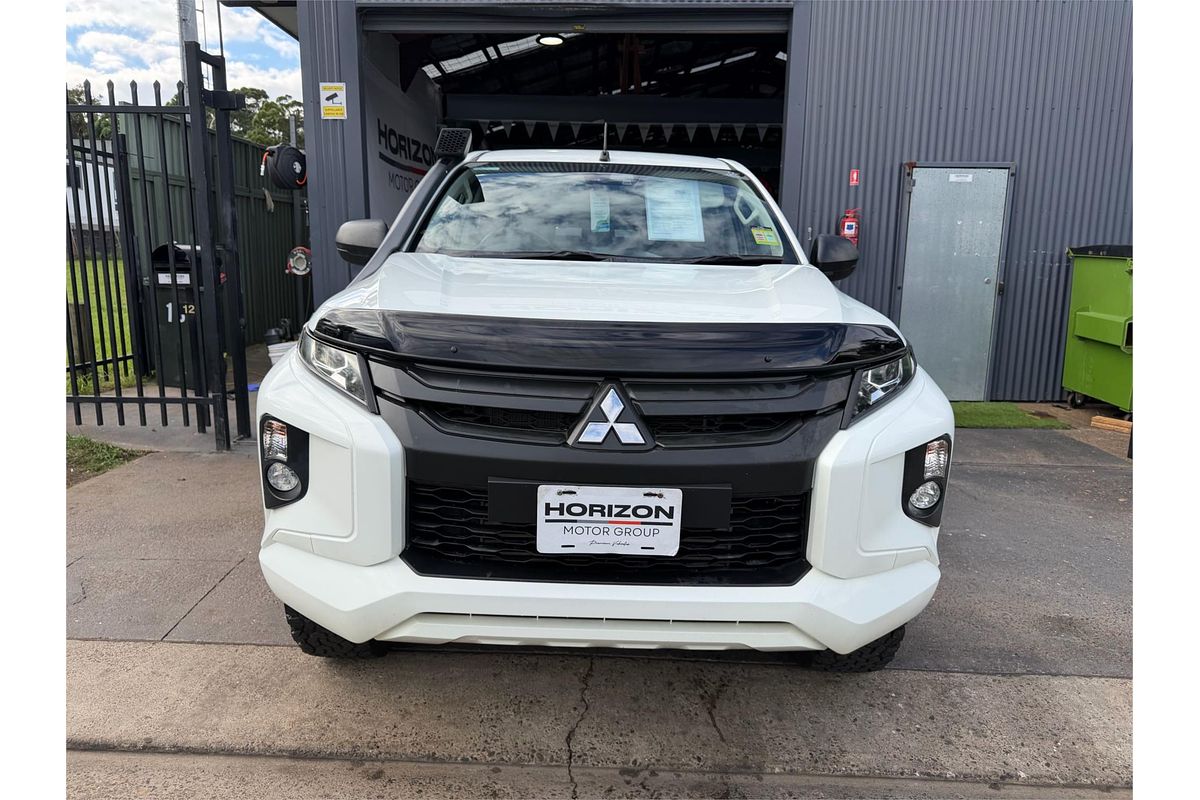 2019 Mitsubishi Triton GLX ADAS MR 4X4