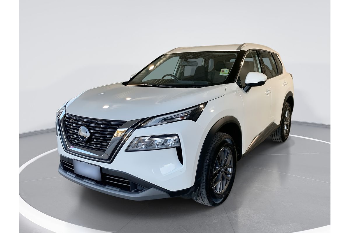 2024 Nissan X-TRAIL ST T33