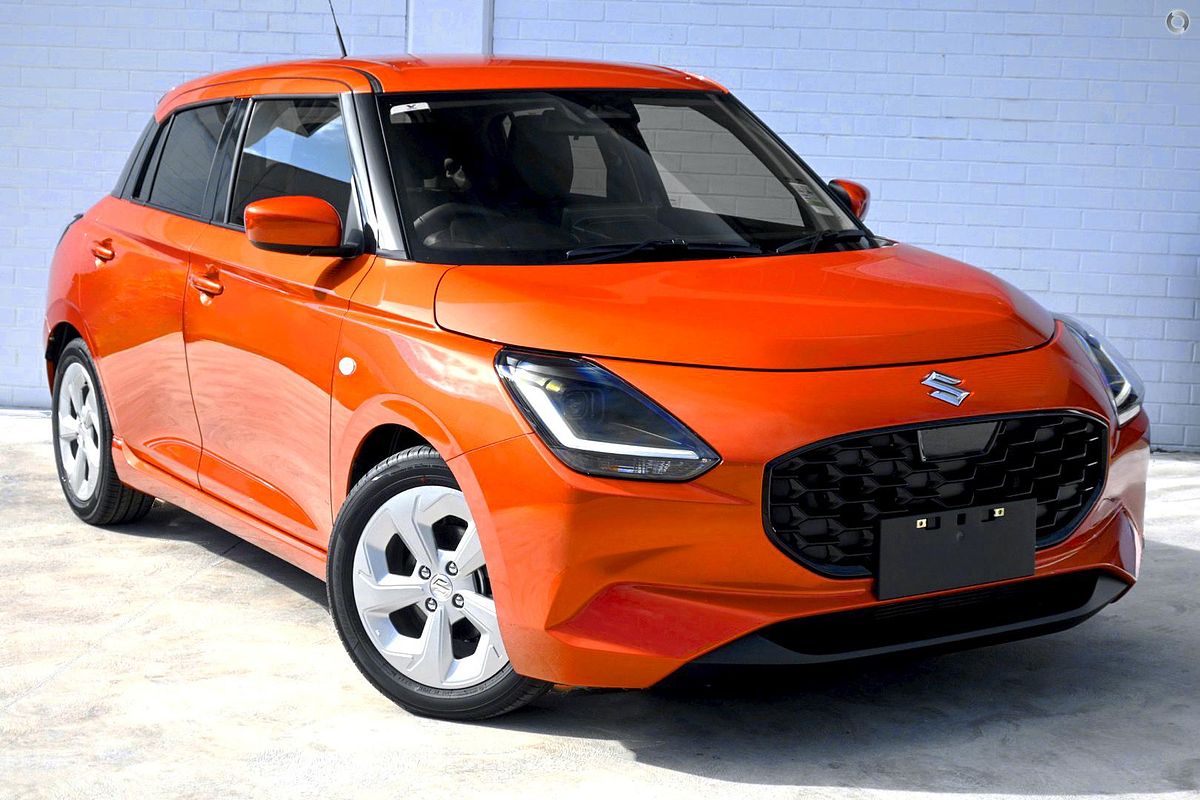2025 Suzuki Swift Hybrid Plus UZ