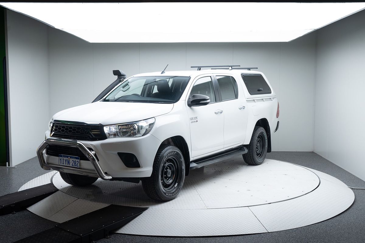 2017 Toyota Hilux SR GUN126R 4X4
