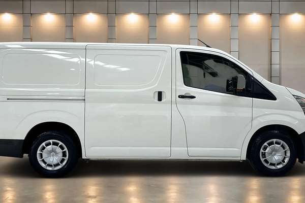 2022 Toyota Hiace GDH300R LWB