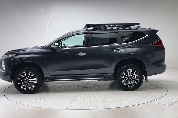 2022 Mitsubishi Pajero Sport Exceed QF thumb-4