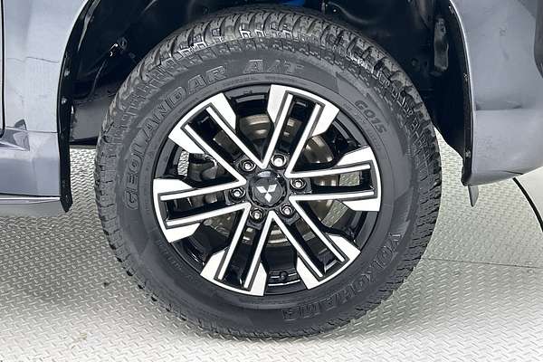 2022 Mitsubishi Pajero Sport Exceed QF thumb-9