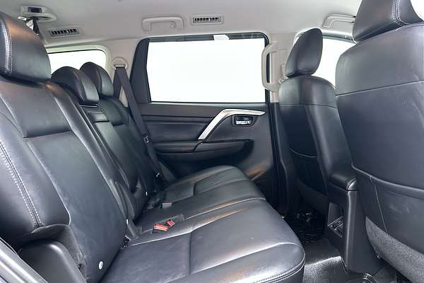 2022 Mitsubishi Pajero Sport Exceed QF thumb-11