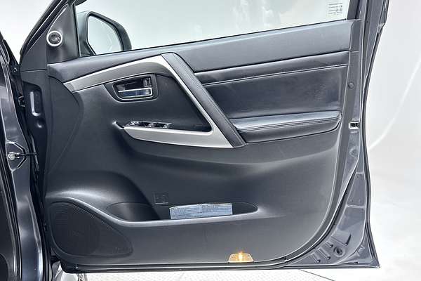 2022 Mitsubishi Pajero Sport Exceed QF thumb-18