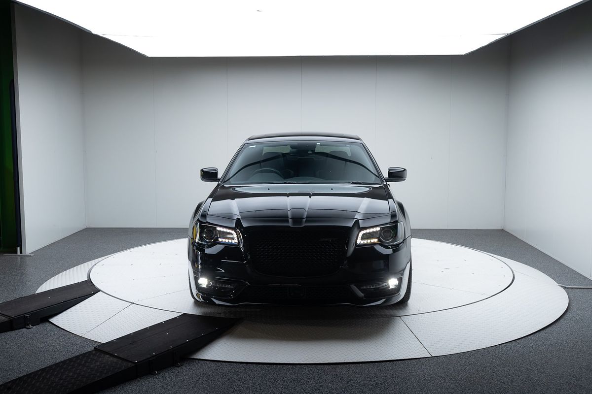 2021 Chrysler 300 SRT LX