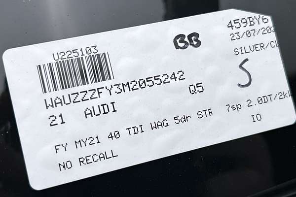 2021 Audi Q5 40 TDI FY thumb-23