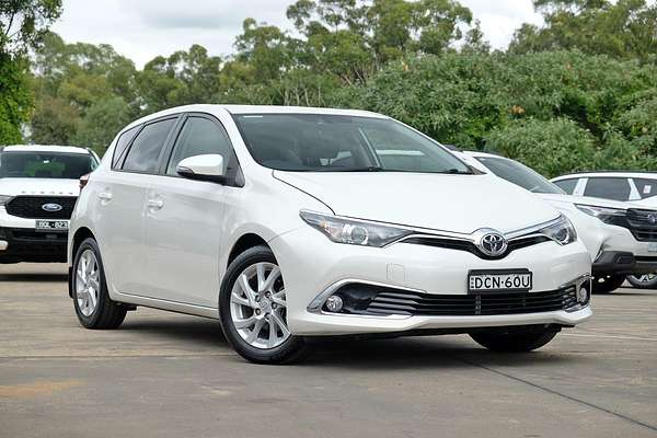 2015 Toyota Corolla Ascent ZRE182R
