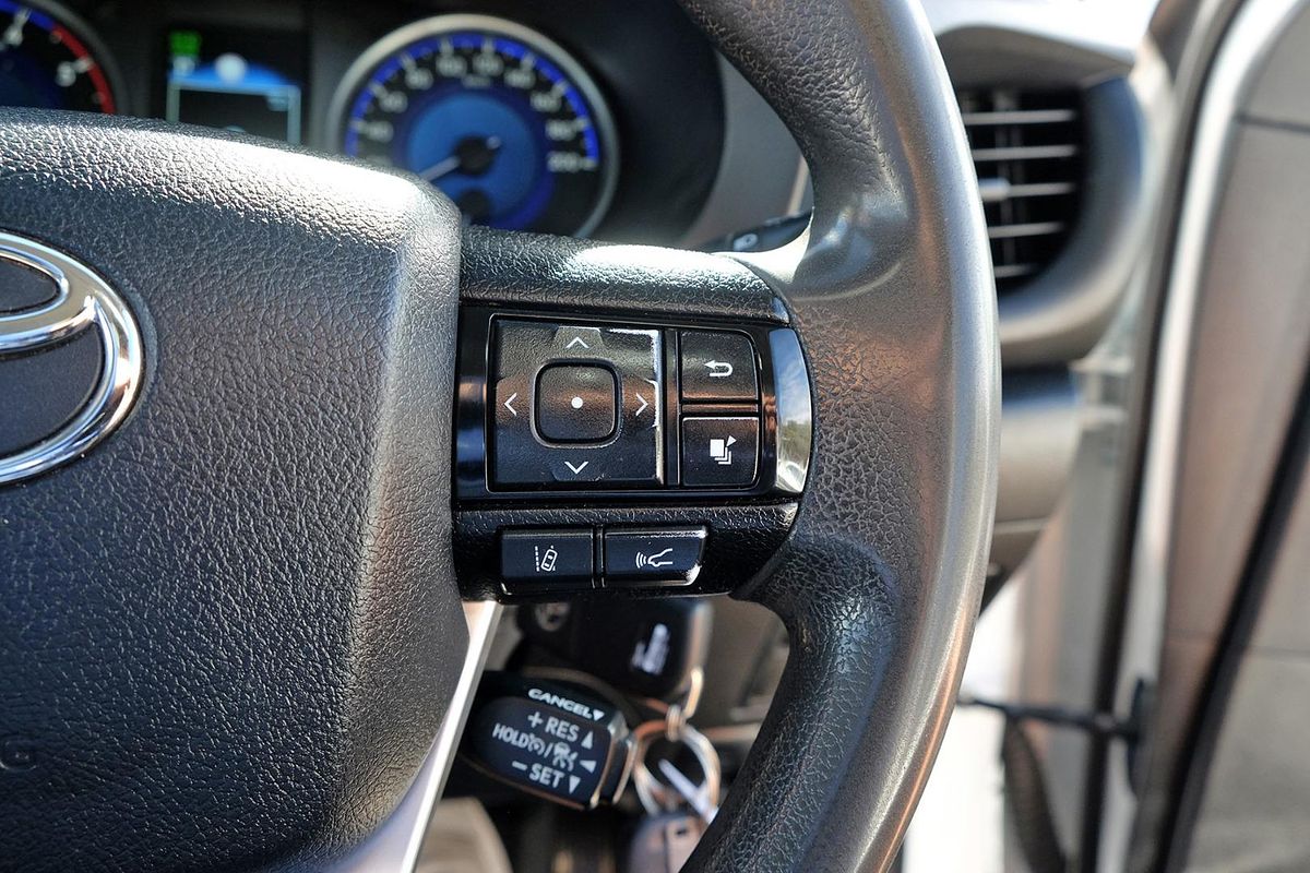 2020 Toyota Hilux SR GUN126R 4X4