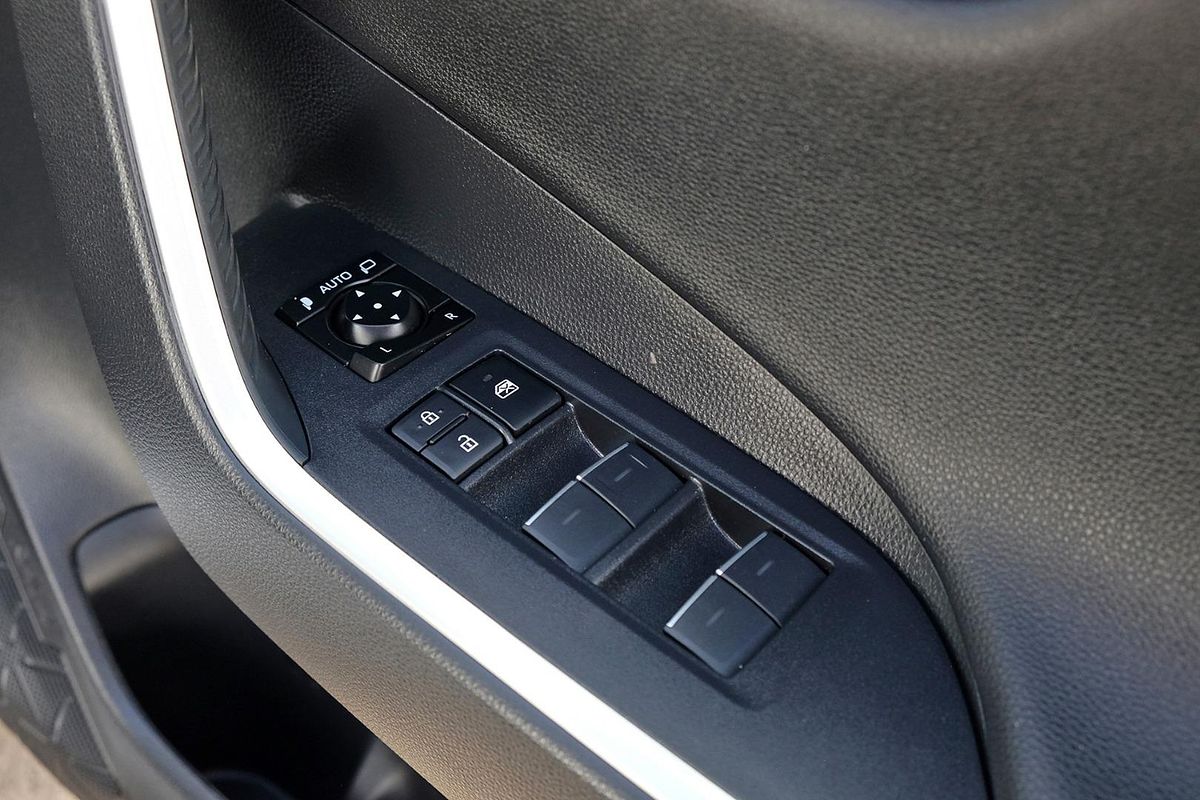 2024 Toyota RAV4 Cruiser AXAH52R