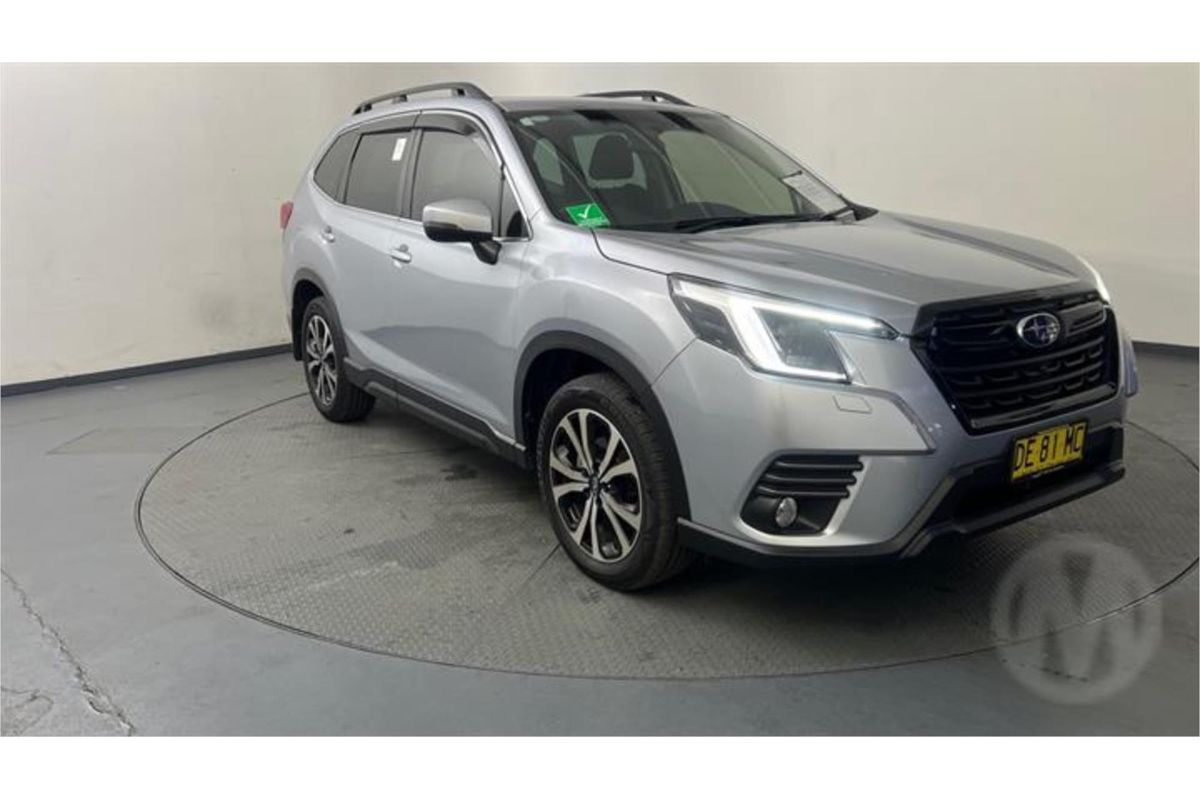 2022 Subaru Forester 2.5i Premium S5